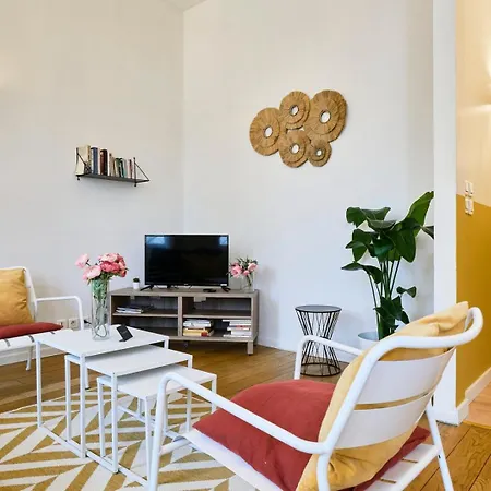 דירה Charming Flats On The Grand Boulevard ליל