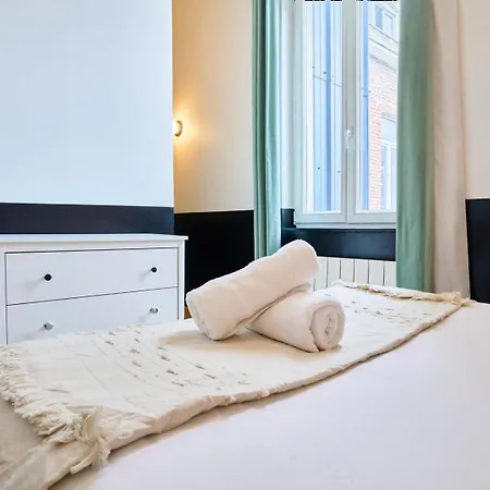 Apartament Charming Flats On The Grand Boulevard