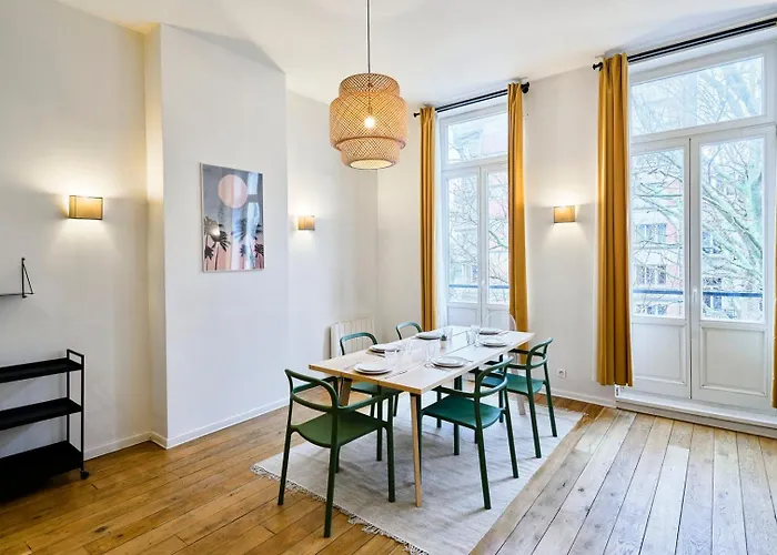 Charming Flats On The Grand Boulevard * ليل